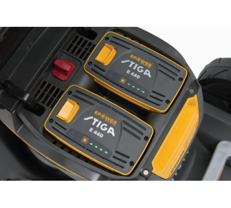 Аккумуляторная газонокосилка Stiga COMBI 743 Q AE с акк. и ЗУ