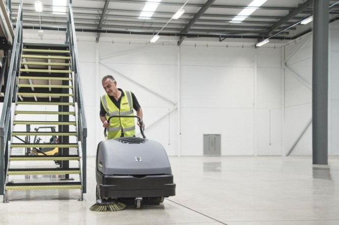 Подметальная машина Karcher KM 85/50 W Bp Pack Adv  1.351-115.0