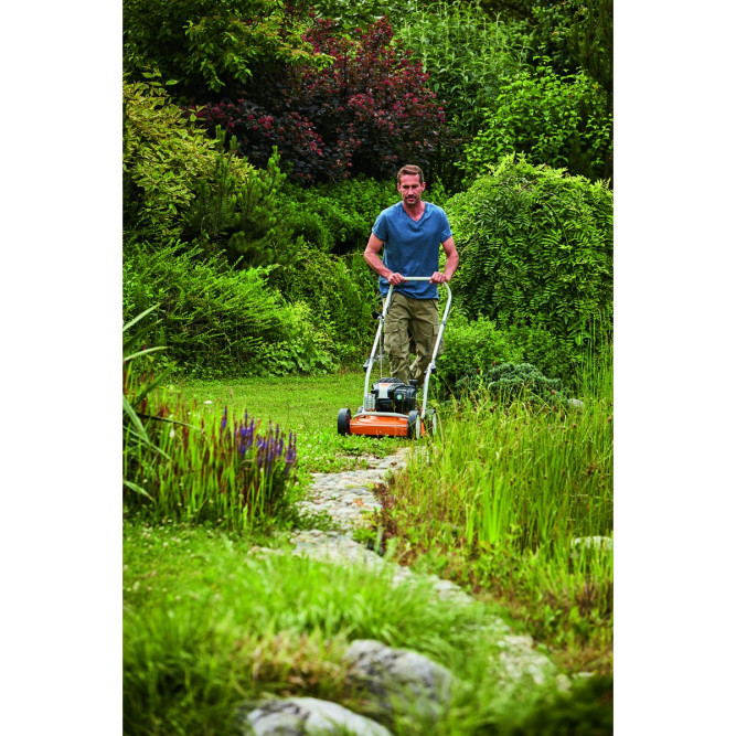 Газонокосилка STIHL RM 2 R бензиновая мульчирующая