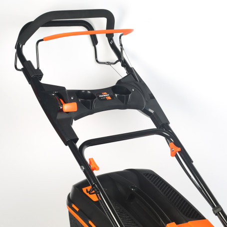 Газонокосилка бензиновая PATRIOT PT 47BS