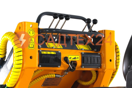 Мини-погрузчик BAUMECH ML-02 PRO, двиг. Zongshen GB750 V-Twin карбюратор