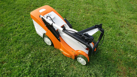 Аккумуляторная газонокосилка Stihl RMA 339 C без аккумулятора и зарядного устройства