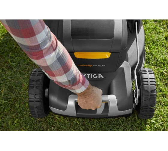 Аккумуляторная газонокосилка Stiga TWINCLIP 950 SQ AE