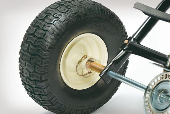 Разбрасыватель удобрений MTD прицепной, 45 кг