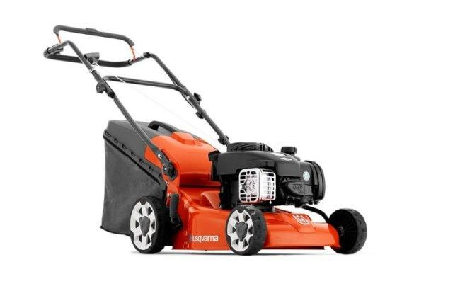 Газонокосилка бензиновая Husqvarna LC 140