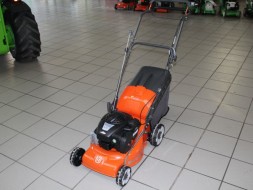 Газонокосилка бензиновая Husqvarna LC 140