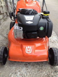 Газонокосилка бензиновая Husqvarna LC 140