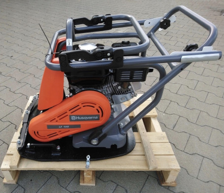 Виброплита прямоходная Husqvarna LF100 LAT 9678551-02
