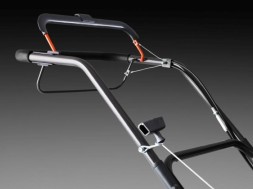 Газонокосилка бензиновая Husqvarna LC 140S