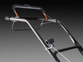 Газонокосилка бензиновая Husqvarna LC 140S