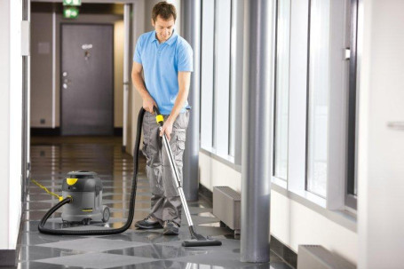 Пылесос сухой уборки Karcher T 17/1  1.355-131.0