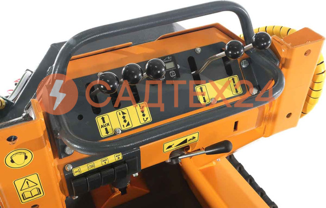 Мини-погрузчик BAUMECH ML-03 PRO, двиг. Honda GX630 V-Twin