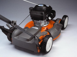 Газонокосилка бензиновая Husqvarna LC 153