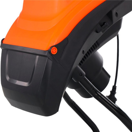 Измельчитель садовый YARD FOX 2400SE